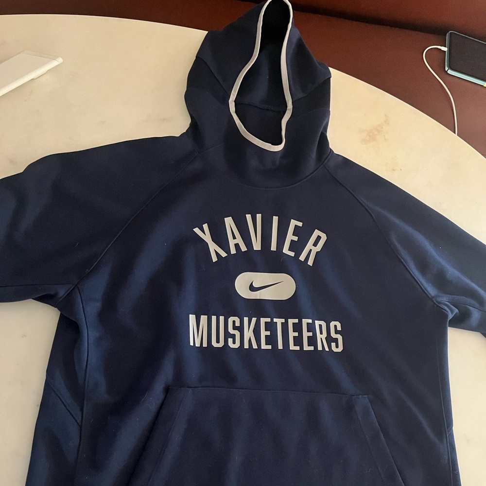 Men’s Xavier Nike Dri Fit Hoodie XL Tall